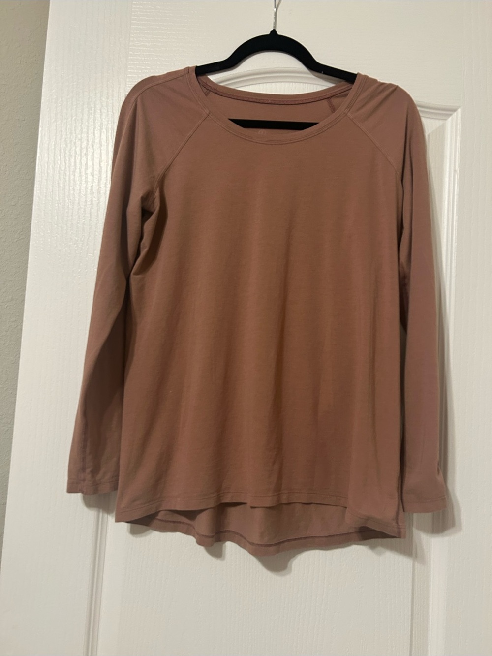 Lululemon Women's Long-Sleeve Scoop Neck Top - Mauve